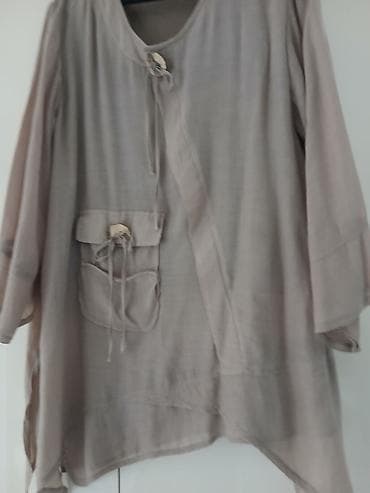 turske tunike: Elegantna ženska bluza boje taupe/svetlo bež. Detalji: - Lagana — 2