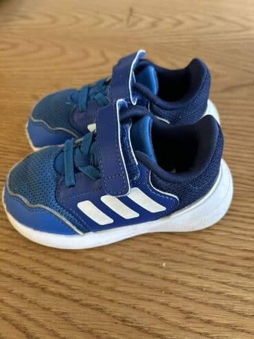 polovne patike iz uvoza: Adidas, Veličina - 22 — 3