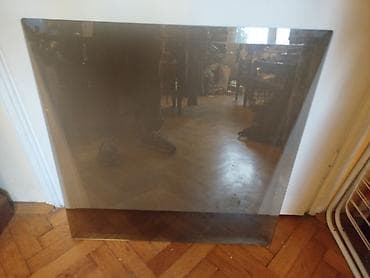 forma ideale deciji stolovi: Braon staklo za klub stocic. Dimenzije oko 64,4 cm x 64 cm Ima neko — 8