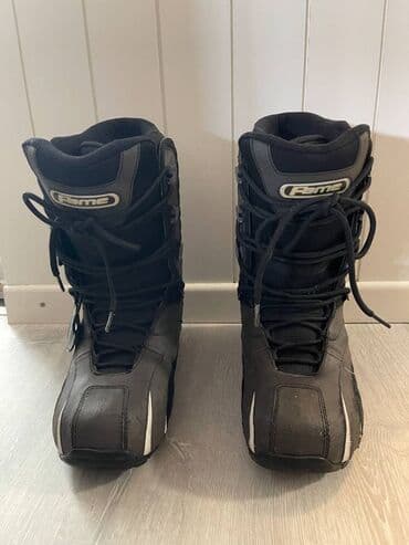 deciji bicikli za devojcice: Cipele za snowboard Nidecker vel. EU 39.5, uvoz Svajcarska — 1