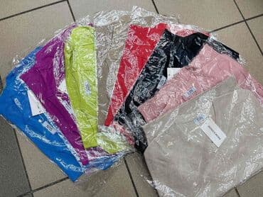 Kape i aksesoari: Bluze 2500 dinara — 6