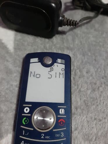 Motorola: Motorola F3 ispravna telefon radi na sve mreze stanje se vidi na — 3