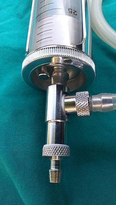 Glucometers: Špric 100 ml za pretakanje ispiranje. Može i za druge namene . Kao — 4