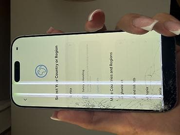 sauna za lice: Iphone 17 256gb ostecen ekran. Telefon je kupljen nov u A1 pre mesec — 6