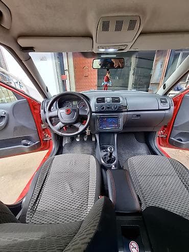 otkup vozila: Škoda Fabia – Ambiente 1.4 benzin/plin,crvena, hečbek, 5 vrata - — 10