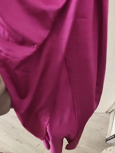 sandale sa cirkonima: Duga elegantna haljina u boji fuksije NOVO - Model: duga večernja/ — 2