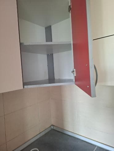 namestaj marko gruza: Komplet kuhinja sa policom od poda do plafona i aspiratorom. - Ugaona — 3