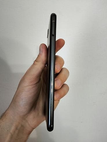 android tablet: Huawei Y6 2018 (model ATU‑L21) - Ekran: HD+ 18:9 - Procesor — 4