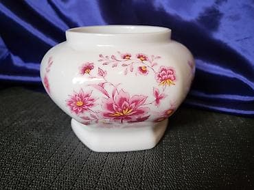 deo adidas: Vaza nova 80te. Bareuther Waldesassen Bavaria. Nemacki porcelan,sve — 8