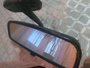 Sweatpants: Retrovizor Yugo unutrašnji
jugo — 1