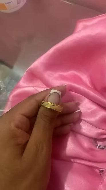 podesivo prstenje: Vel od 17 do 21
Cena:1500 din kom
💋 — 3