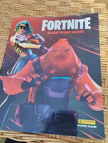 pull and bear kragujevac: Panini kolekcionarski set – Fortnite i UEFA EURO 2012 - Panini — 1