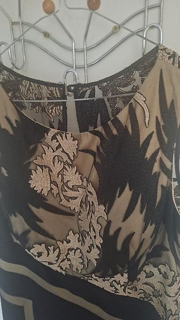 lila haljine: Haljina crna NOVA iz Italije sa zlatno krem crnom cipkom, na grudima — 6