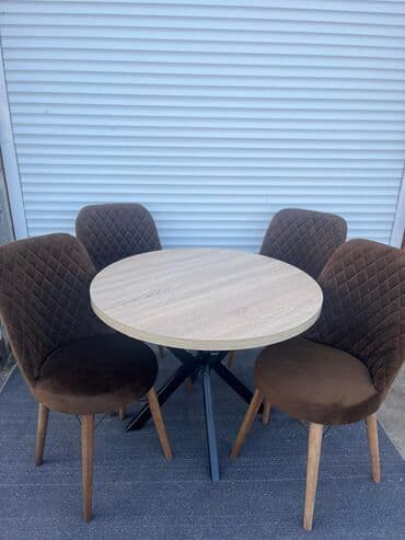 Sets of table and chairs: 🌟🌟akcijska cena 🌟🌟 cena okruglog seta 270€ u set spadaju 4 stolice i — 9
