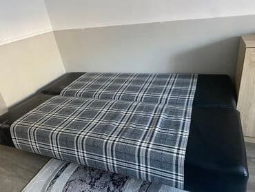 Krevet oštećeno malo imam jos jedan takav na lalafo.rs Krevet oštećeno malo imam jos jedan takav