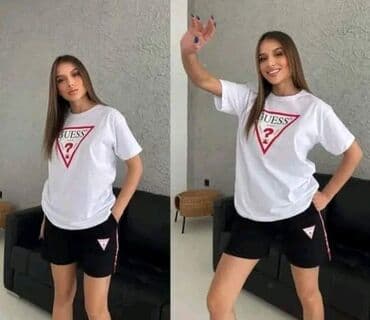 zenski kompleti mona: 2.800 din
s,m,l,xl,2xl — 3