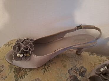 mokasine sa stiklom: Sandals, Graceland, 39 — 2