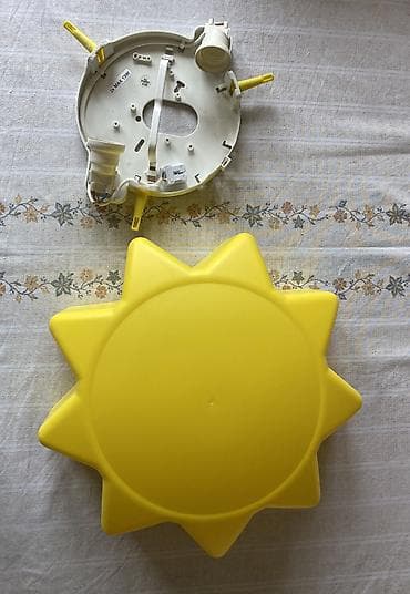 doboš za sterilizaciju: IKEA plafonjera za dečiju sobu Sunce — 1