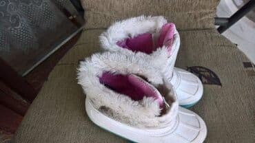 polovna odeca za bebe: Frozen decje cizmice ID Oglasa: # Prijavi Informacije Slanje Brzom — 3
