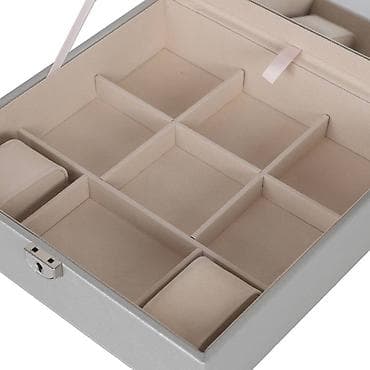 stvari za školu: Organizator za nakit sa kljucem 
Izradjen od eko koze
2500 rsd — 8