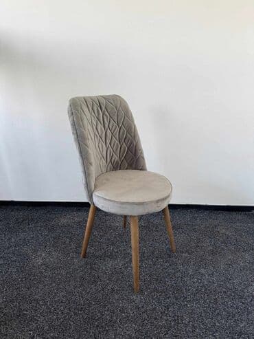 stolice matis: 06. stolica
50e komad — 2
