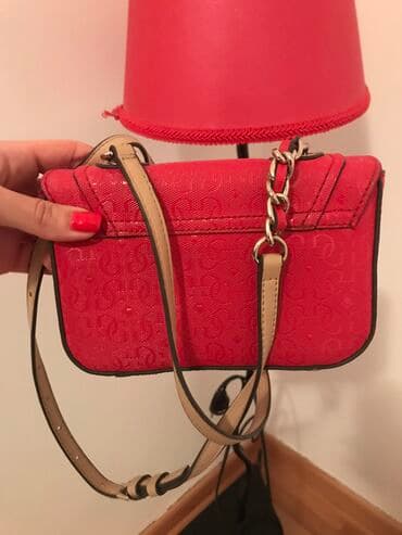 carpisa torbe za plazu: Elegantna torbica, Guess — 3
