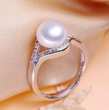 Prsten podesiv
Cena:1100din na lalafo.rs Prsten podesiv
Cena:1100din