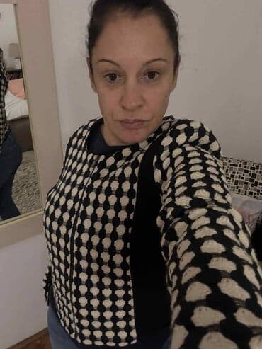 najjeftiniji tech fleece: H&M, L, Viskoza — 9