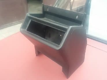 hauba za reno clio 2: Srednja konzola Lada 2104 Karavan, Lada 2105. Polovno, ocuvano — 3
