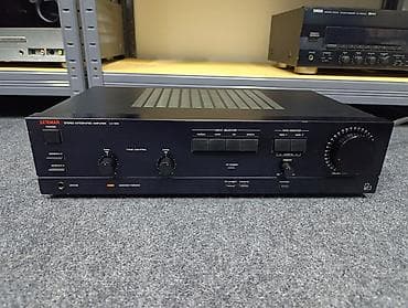 Mikrofoni: Luxman LV-100 Luxman LV-100 je odlično integrisano pojačalo koje — 5