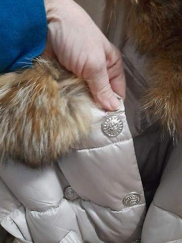 Ostala ženska odeća: Duga ženska zimska jakna/kaput sa prirodnim krznom Novo - Model — 3