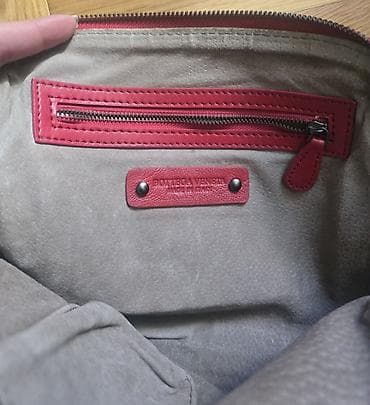 Muška odeća: Bottega Veneta Nodini crvena kozna torba sa dugačkim kaišem. Crossbody — 5