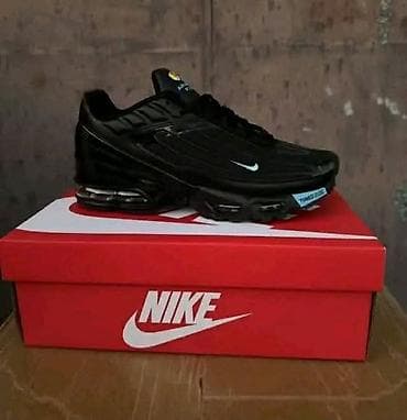 Nike patike – crne, sa Air tehnologijom u đonu - Model: nisko