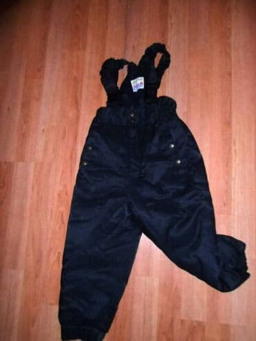 zimske jakne za decu: Ski pantalone za decu od 0 do 6 godina

cena od 900 do 2000 din — 18