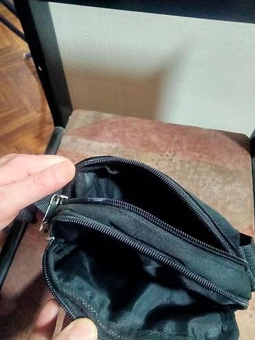 mona torbe kopije: Nike Torbica Nike torbica koriscna malo,bez ikakvih ostecenja u — 4