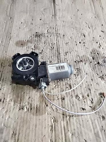MOTORIC PODIZACA P.DESNI ZA RENAULT KANGOO OD 2008. DO 2013. GOD. |