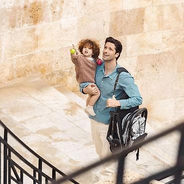 Kolica za bebe: KINDERKRAFT KOLICA PILOT 2 BIZUU LUNAR BLACK – kabinska, kompaktna — 2
