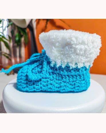 Children's Items: Slipper booties, Size - Pre-walking — 9
