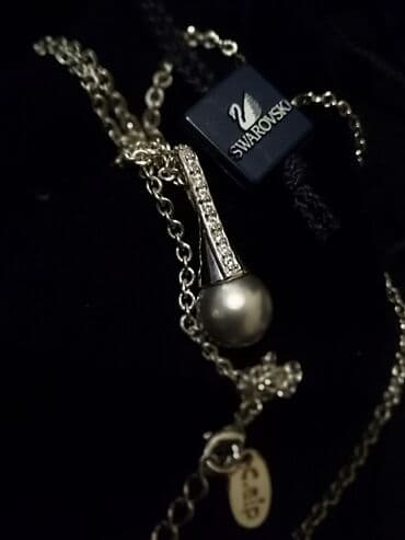 Ogrlica sa priveskom, Trussardi, Materijal: Hirurški čelik, Kristal — 9