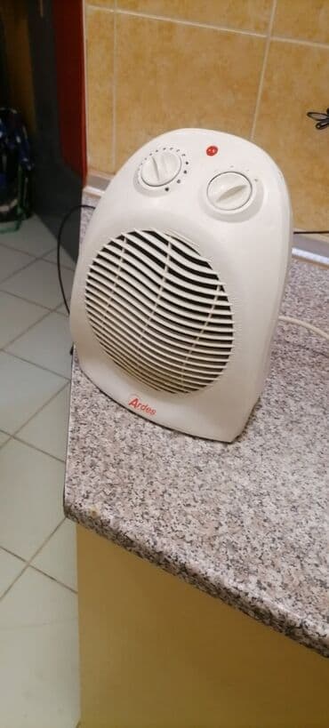 grejalica 12v: Grejalica Ardes 2000w ispravna
 Mirjevo — 9