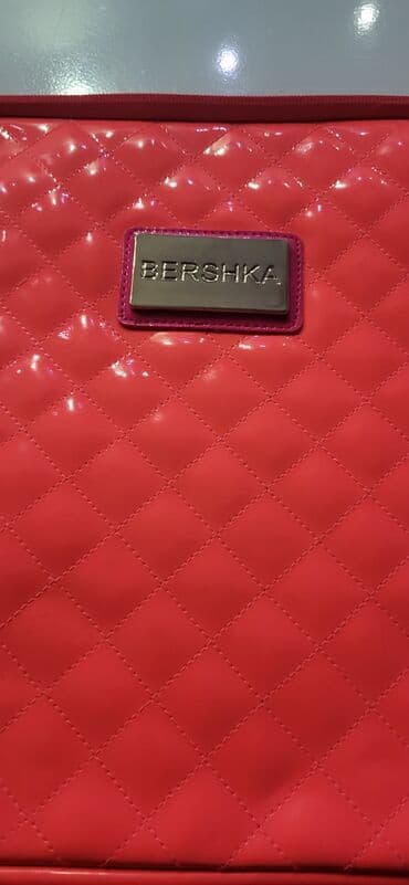 hit cene torbe: Elegantna torbica, Bershka — 1