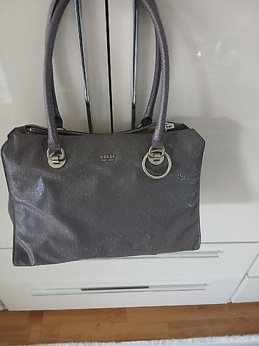 torba akcija: GUESS torbe – dve modele 1) Siva torba sa monogram printom - — 1