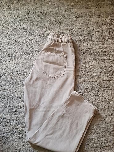 Stradivarius ΕΎenske pantalone, model X (oznaka veliΔine: 24) - Boja na lalafo.rs Stradivarius ΕΎenske pantalone, model X (oznaka veliΔine: 24) - Boja