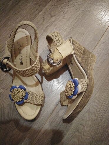 mokasine novi sad: Sandals, 40 — 1