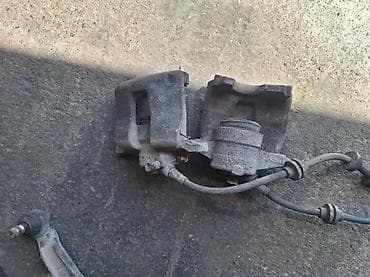 amortizeri citroen c3: FIAT STILO PREDNJA KOCIONA KLESTA | Ceba je po komadu ispravno — 1