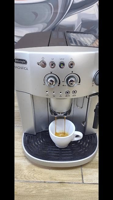 plastika za parking: De’Longhi Magnifica – automatski aparat za espresso Prvi aparat 110e — 10