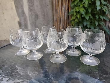casi za belo vino: Set od 6 kristalnih čaša za konjak/bran­di - Oblik: niske balon čaše — 2