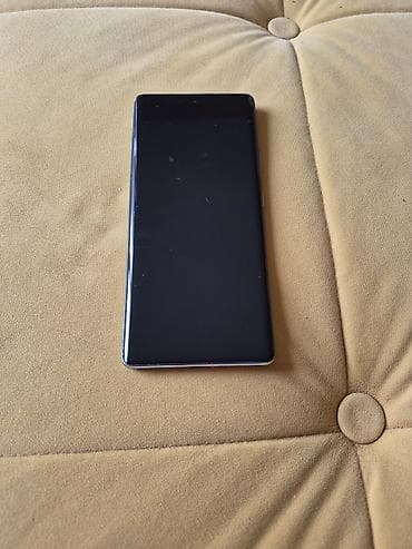 rucni sat sa kamerom: Infinix Note 40 Pro,star manje od dve godine. Zelena pozadina od — 2