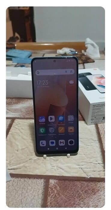 tobi pegla na paru: Xiaomi Redmi Note 12, 256 GB, bоја - Svetloplava, Dual SIM — 1