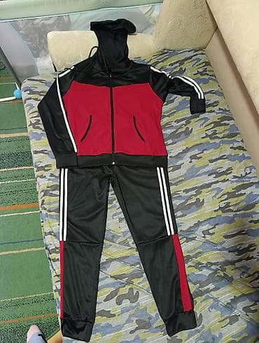 Gornji i donji deo: Trenerka – komplet (gornji deo + donji deo) - Dvodijelni sportski — 2